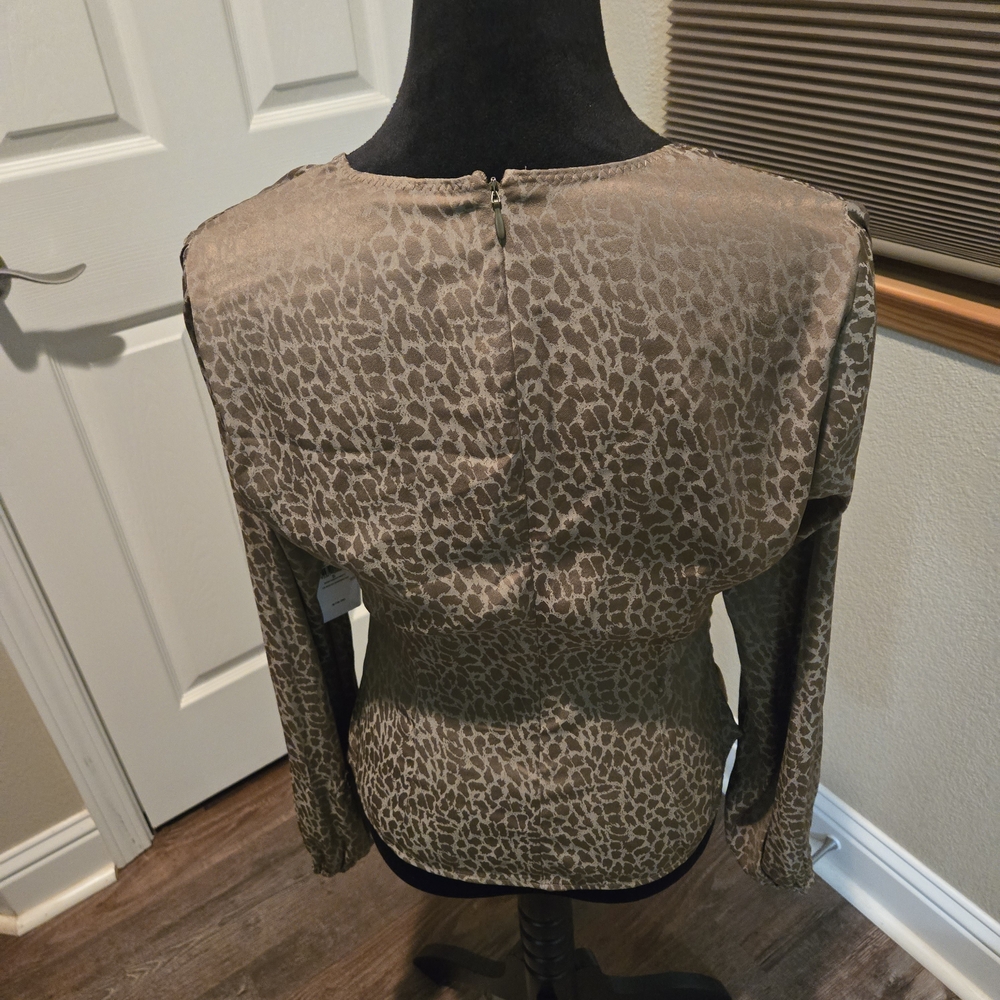 Guess Ruched Tan Blouse - Picture 5 of 7